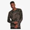Build Your Brand BY110 - Camo Crewneck -Karioact Boutique aHR0cDovL21lZGlhMi5kZXNpZ25wYXJ0bmVyLmZyL2MvcC1NVC8xNDM4NC5qcGc